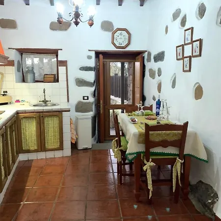 La Casona Del Almendro Сasa de vacaciones